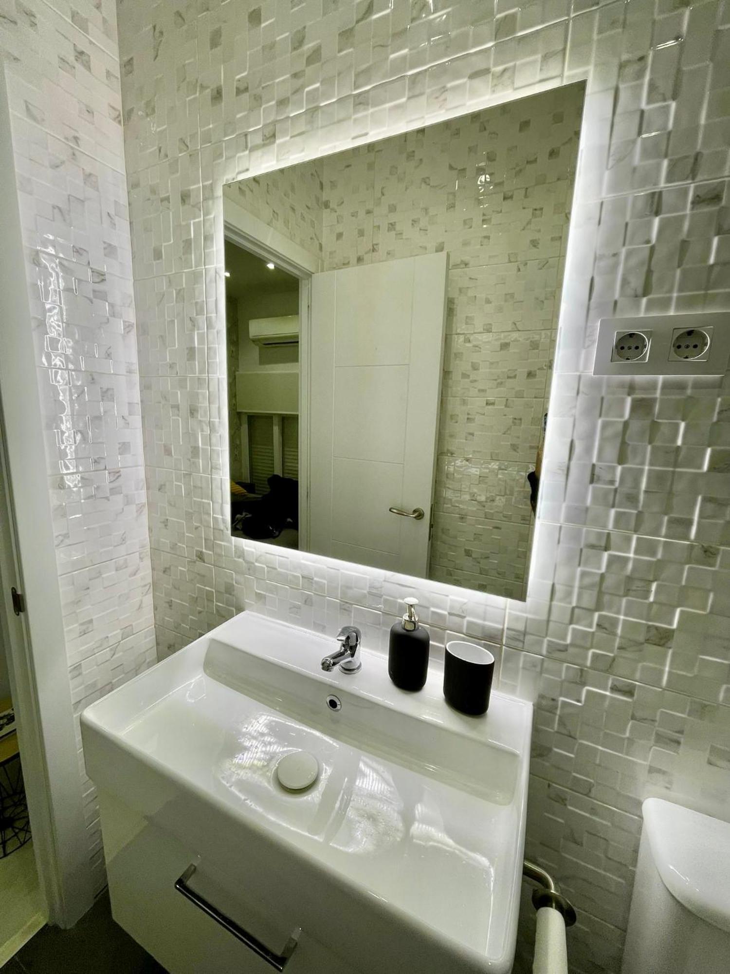 Apartament Adorable Apartamento En Chamberi Madryt Zewnętrze zdjęcie