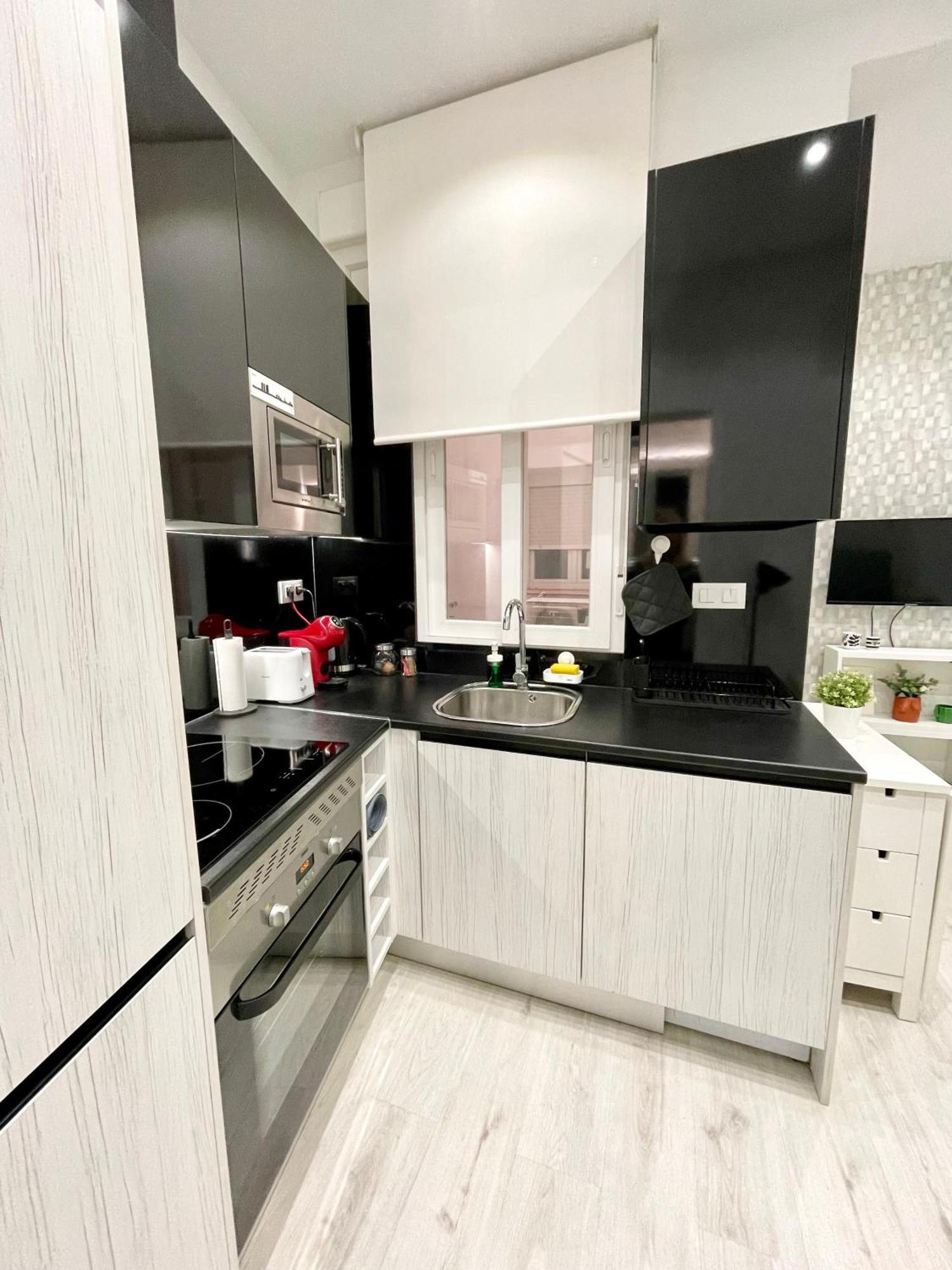 Apartament Adorable Apartamento En Chamberi Madryt Zewnętrze zdjęcie